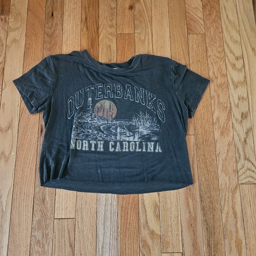 Altard State Outer Banks tshirt, barely worn, great condition size XS